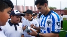 El Club de Futbol Monterrey entrega nueva cancha en la Ciudad de los niños