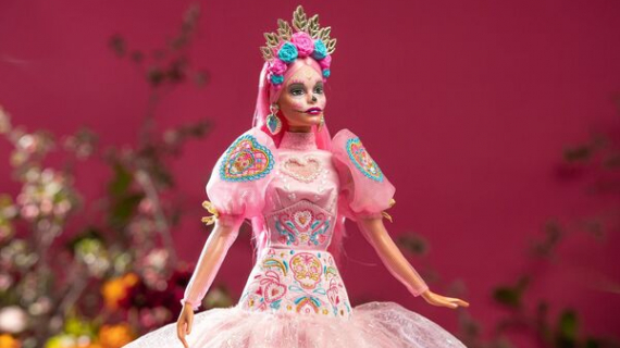 Barbie se viste de catrina en colaboración con Pink Magnolia