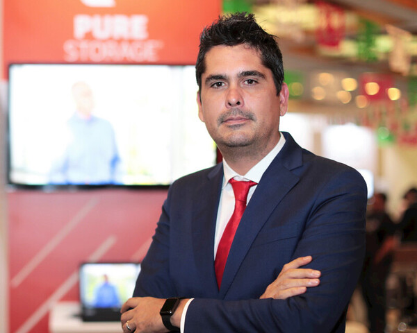 Julio Castrejón, Country Manager México en Pure Storage