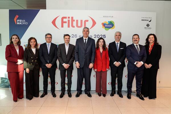 FITUR