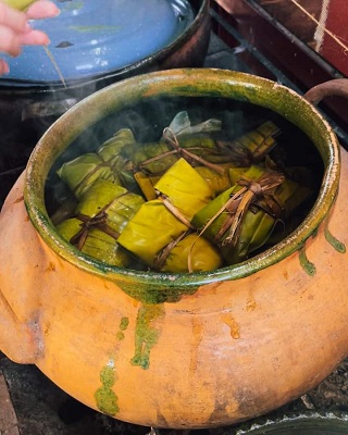 Cocineras tradicionales de Oaxaca comparten su experiencia para El Día de la Candelaria