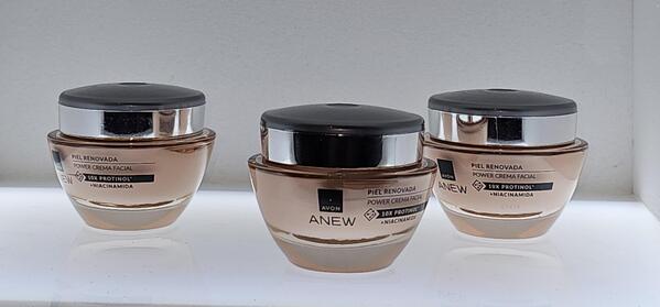 Avon renueva toda su línea antiedad y lanza ANEW POWER