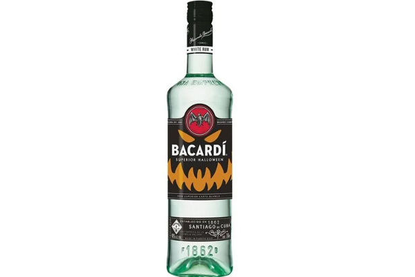 Bacardí Lanza Su Botella Glow In The Dark Edición Halloween Revista Neo 1613