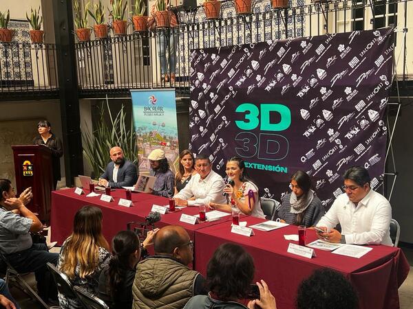 Foto de la conferencia de presentación del Premio Internacional de Coreografía 3D