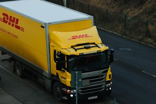 Camión de DHL