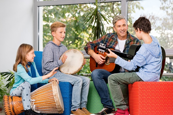 Cantar incrementa la memoria auditiva en los niños