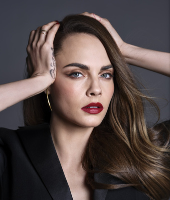 Cara Delevingne, nueva embajadora global y vocera en ‘Mujeres que lo valen’