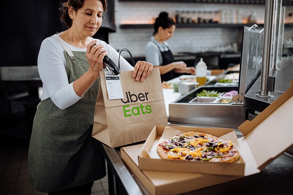 Uber Eats usará empaques biodegradables en pedidos