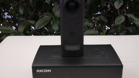 RICOH presentó la cámara THETA Z1
