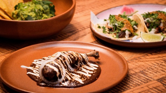 Duolingo abre restaurante mexicano Duo’s Taqueria en Pittsburgh