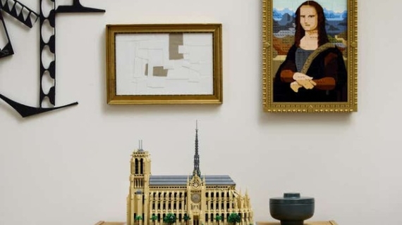 LEGO celebra la Magia de París con los sets Mona Lisa y Notre-Dame 