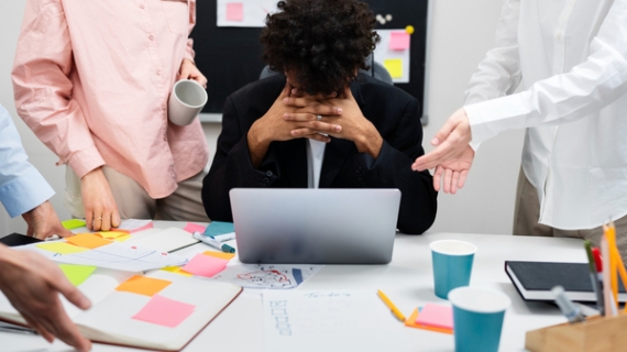  ¿Cómo crear una cultura de apoyo emocional en el entorno laboral?