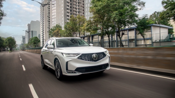 Acura MDX 2025 llega a México con lujo y potencia