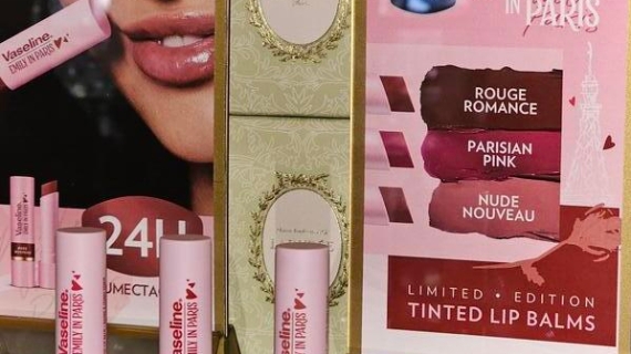 Bálsamos Labiales Inspirados en Emily in Paris