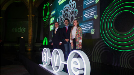 La industria de comunicación impulsa el desarrollo económico