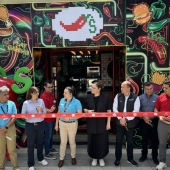 Chili’s llega a Aztlán Parque Urbano y dona una tonelada de granos a la Red BAMX
